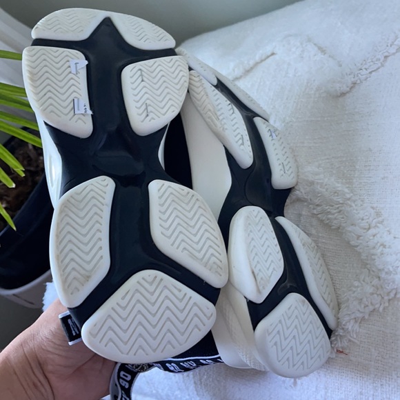 Steve Madden Maestro black knit shoes - Picture 9 of 10